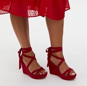 Torrid Strappy wrap platform wedge sandals heels sz 9 wide SH249